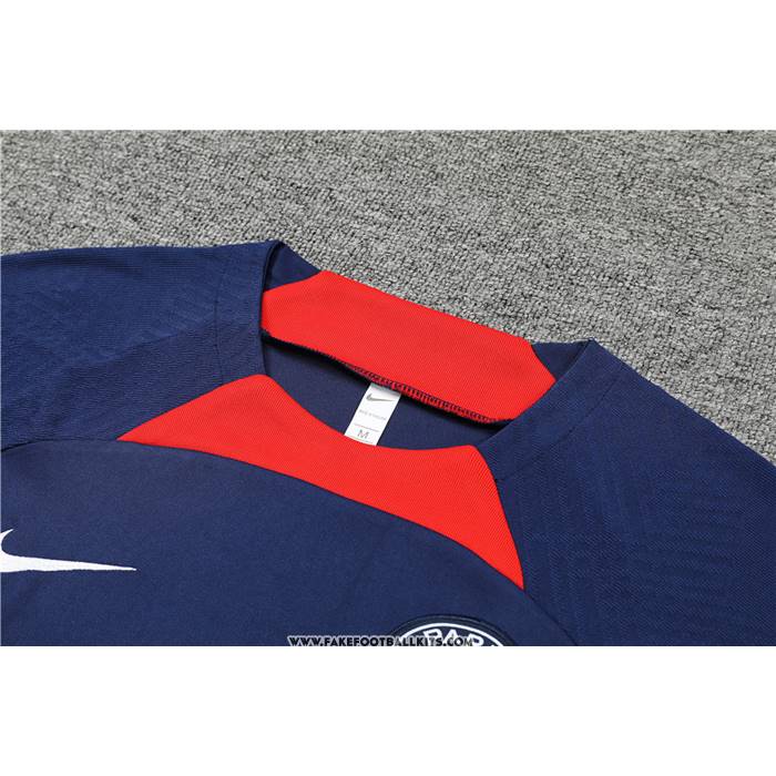 Tracksuit
 Paris Saint-Germain Short Sleeve
 22/23 Blue
 Oscuro - Shorts
